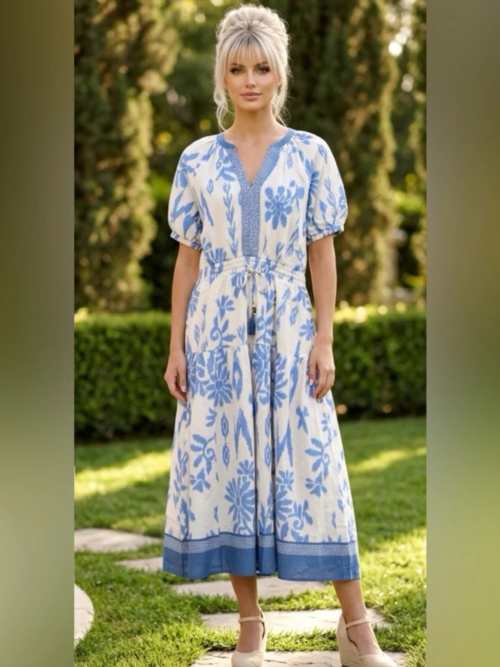 Pinch Cream Midi Dress with Blue Floral Print women’s size large net - Picture 1 of 4